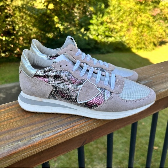 Philippe Model Galaxy rose snakeWomen's Sneakers in Pink and Silver
